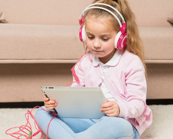 How to Deal with Continues Child's demand for Gadgets?
