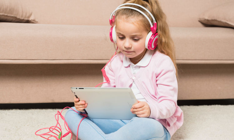 How to Deal with Continues Child's demand for Gadgets?